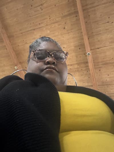 Room wanted in Houston Main Photo