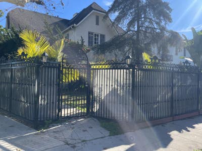 Beautiful large room with private bathroom  Main Photo