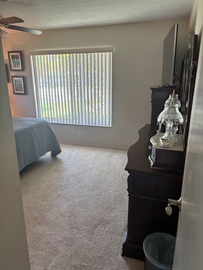 Nice Home with pool in Oakland Park Main Photo