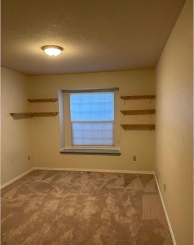 $700 Kennewick room Main Photo