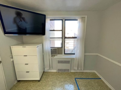 Room for rent  Main Photo