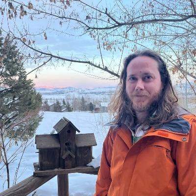 Need a small place close to Canton Main Photo