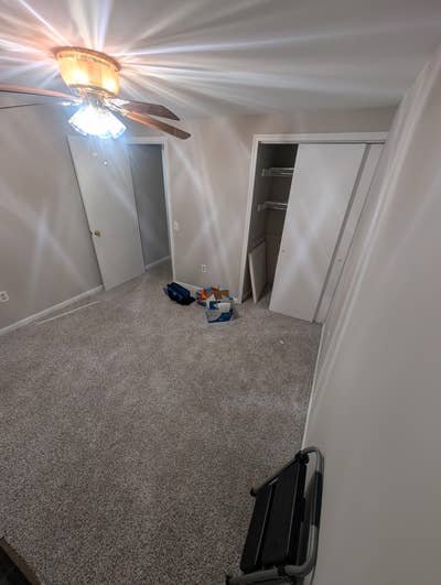 Modern Waldorf Room - Quiet & Newly Renovated Main Photo