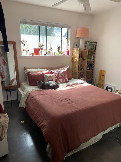 Seeking roommate in 2/2 duplex Main Photo