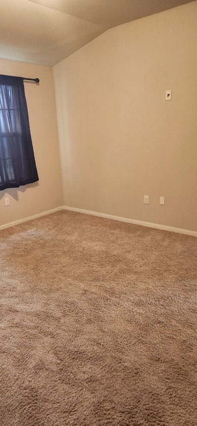 Great room in Georgetown  Main Photo