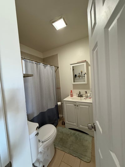 1 Bedroom Available in Leimert Park Main Photo