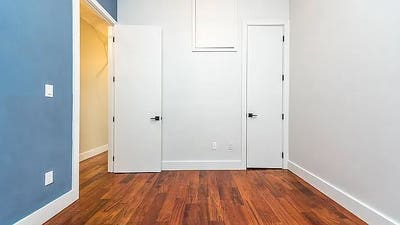 Ridgewood room available Main Photo