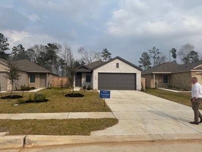 2 rooms available for rent  Main Photo