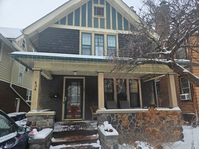 House with two open rooms near downtown Ann Arbor Main Photo