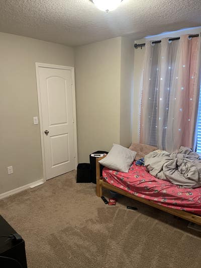 Room for Rent at the Mirada Lagoon Main Photo