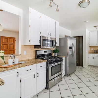 Arvada home flexible lease- perfect location! Main Photo