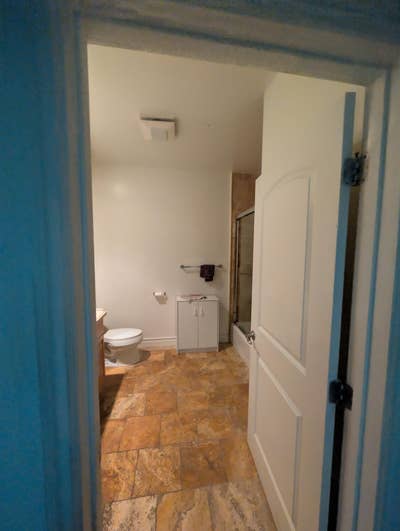 Roommate wanted! Main Photo