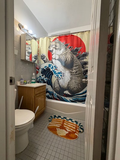 LIC 2B1B Small Room For Rent Main Photo