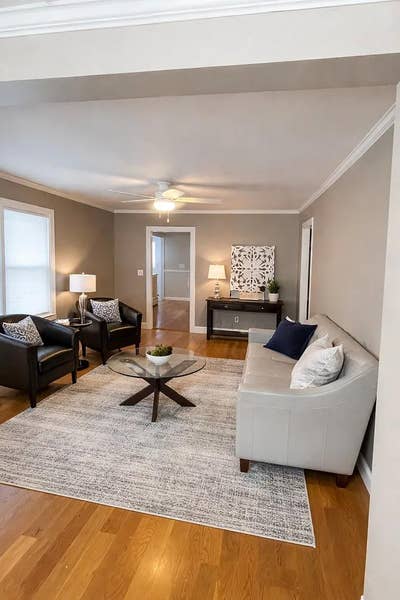 2 bedrooms available in a nice/clean apartment Main Photo