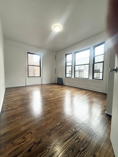 600 w 150 st Great location rooms in new apartment Main Photo