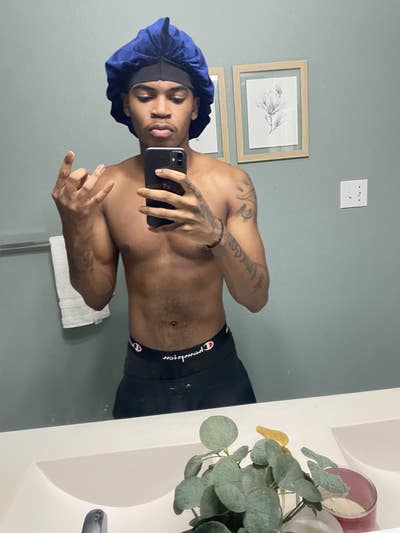 Room wanted in Houston Main Photo