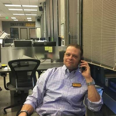 Responsible man looking for room in Woodland Hills Main Photo