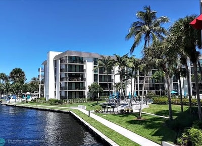 Modern Apartment on Private Island Main Photo