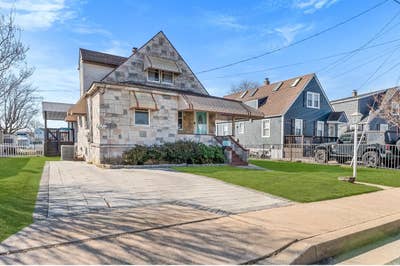 Waterfront living in Dundalk  Main Photo