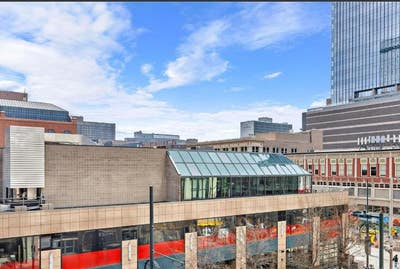 This Property Is the Perfect Blend of Styleconveni Main Photo