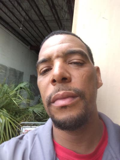 Room wanted in St. Petersburg, FL Main Photo