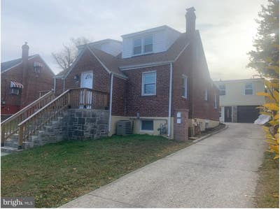 Gorgeous 4BR/2BA Single-Family Home in Hyattsville Main Photo