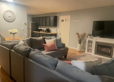 Private Unfurnished room  Main Photo