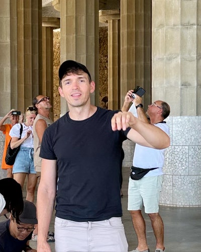 Looking for a private or shared room  Main Photo