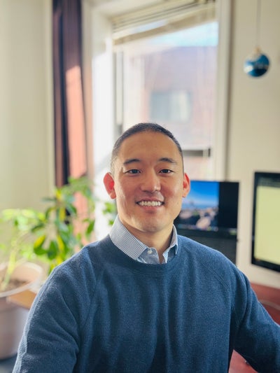 Looking to move in Main Photo