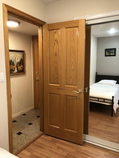 Private room in cozy house in Sherman Oaks  Main Photo