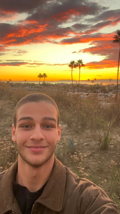 Student looking for a place to stay Main Photo