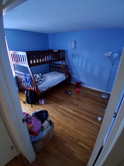 950 month Main Photo