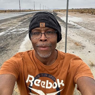 Responsible male looking for a room in LA area Main Photo