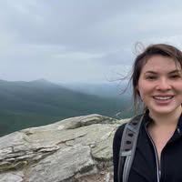 35 year old Female seeks a large room Main Photo