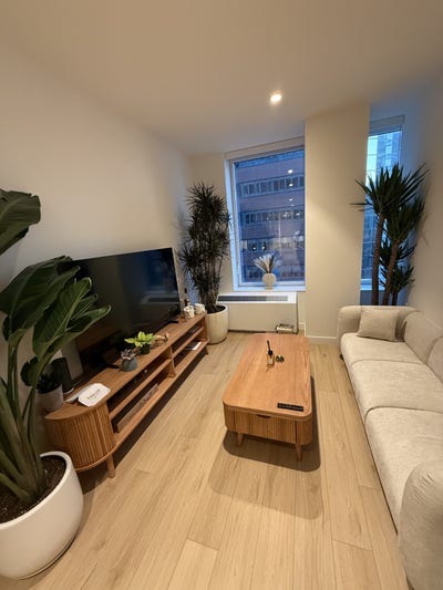 Entire 1BR/1BA in luxury building (3/6-3/23 only) Main Photo