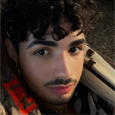 Looking in NYC! Main Photo