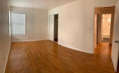 Gorgeous home in Long Beach Main Photo