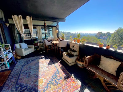 Hollywood Hills  room for rent Main Photo