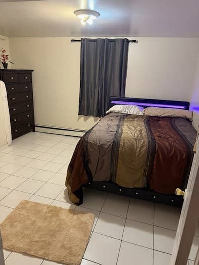 Room with Washer/Dryer & Room with private bath  Main Photo