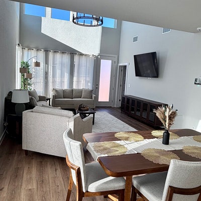 Beautiful and charming Main Photo