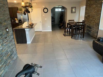 Stay near the Suncoast Highway and Trail in lovely Main Photo