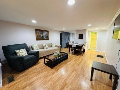 Spacious One Bedroom Apt with Outdoor Access Main Photo