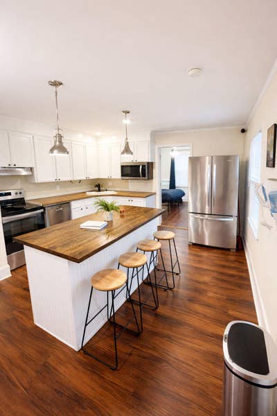 Work Hard. Commute Smart. Live Easy – Prime Belmon Main Photo