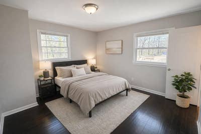 ALERT! New Listing! Spacious Decatur home with Har Main Photo