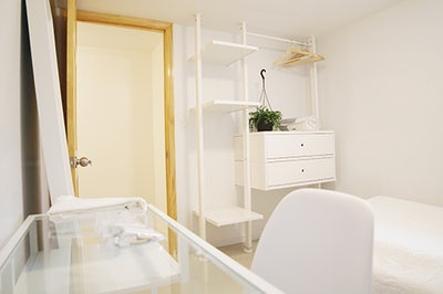 🚉1min to Station! Quiet Room, Utilities Included! Main Photo