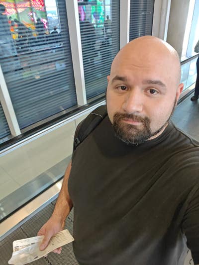 Room wanted in Houston Main Photo