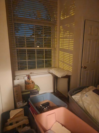 Cute house with a room to spare Main Photo