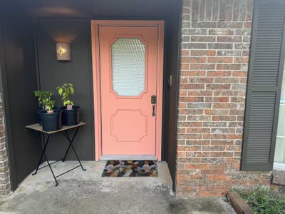 Cozy furnished room w/private bathroom.  Main Photo