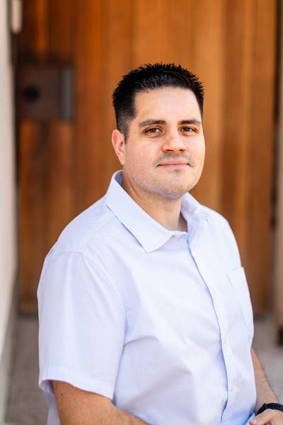 Student looking for a room in Los Angeles Main Photo