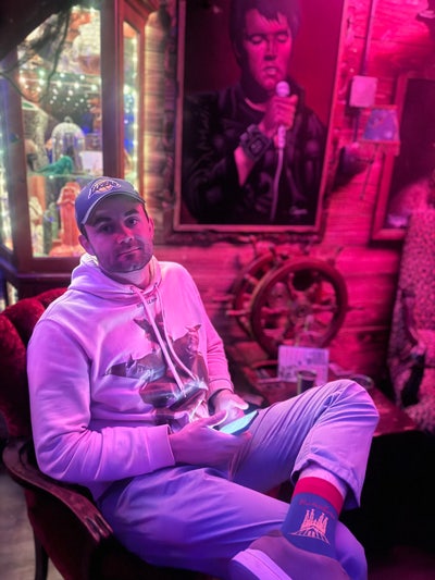 Responsible male looking for a room in LA Main Photo